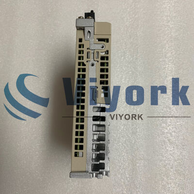 Yaskawa SGD7S-2R8A20A SERVO DRIVE NEW